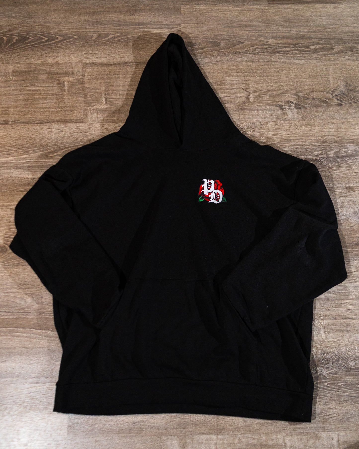 PRIMERAMENTE DIOS PULLOVER HOODED SWEATSHIRT