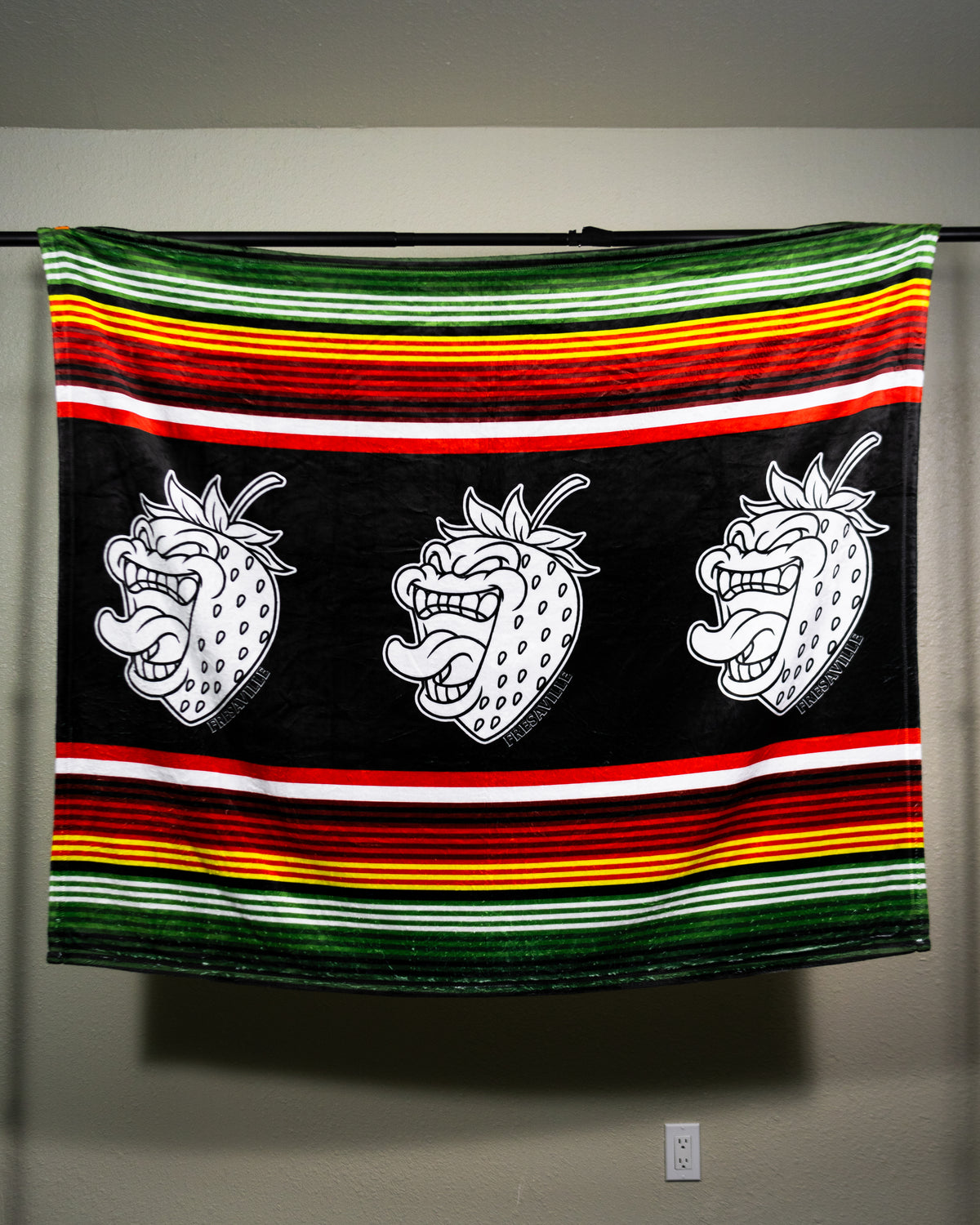 FRESALOCS SERAPE PRINT PLUSH FLEECE THROW BLANKET